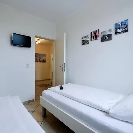 Апартаменты Strandhochhaus Sa12